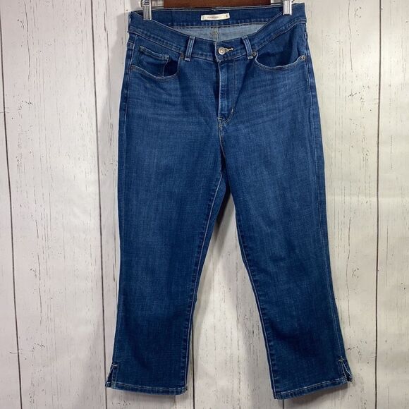 Levis Womens Classic Capri Jeans - Picture 5 of 13